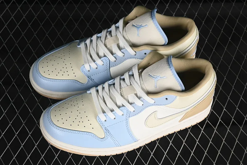 All categories Air Jordan Jordan series basketball shoes Air Jordan 1 Low G version pure original Air Jordan 1 Low OG AJ1 Joe 1 meter white brown low-top cultural basketball shoes HQ4186-111